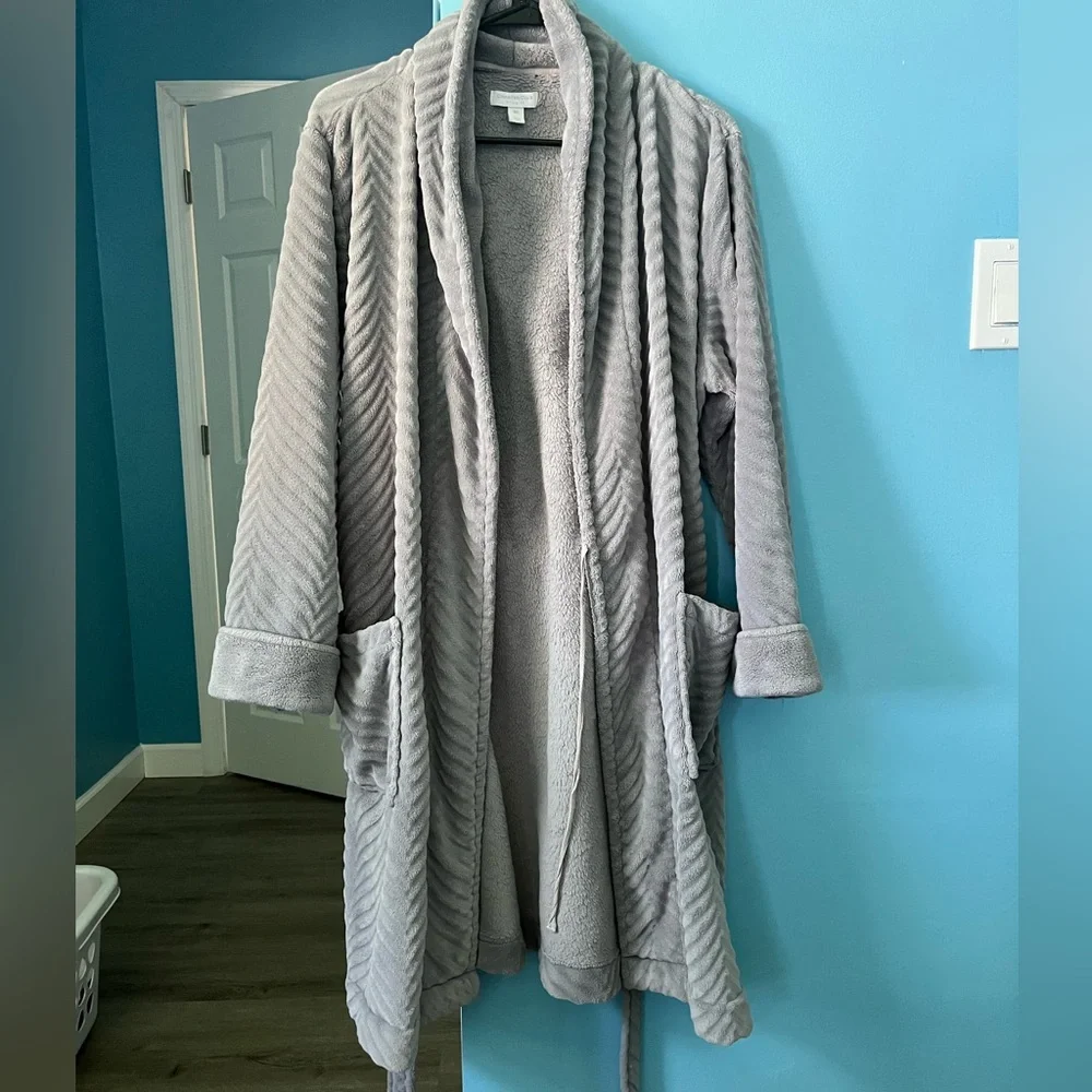 Charter Club Robe - Picture 5 of 8